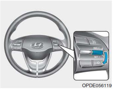 Per diminuire la velocità impostata tramite Cruise Control intelligente